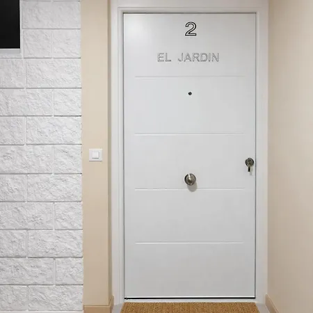 Apartamento El Jardin Y Apartamento La Terraza